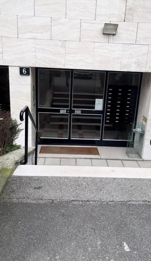 Trilocale Con Parcheggio Privato Leilighet Milano Eksteriør bilde